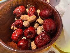 -纳鲁孜·新疆特色餐厅(上海悦荟广场店)