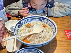 -鑫花溪牛肉米粉(印象水街都心荟店)
