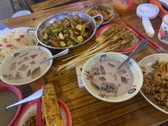 -冶建镜子·老南昌大排档·江西虾王(总店)