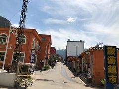 -百里峡七彩艺术小镇