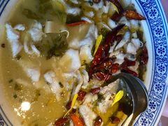 -桂二老坛酸菜鱼(三街两巷店)
