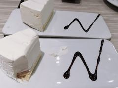 -必胜客(证大大拇指店)