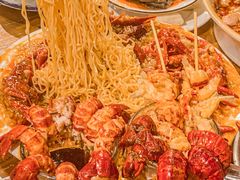 -李双猪·小龙虾·烧烤·羊肉煲(乐山店)