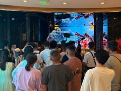 -雍容荟帝王蟹活龙虾展台自助(IFS黑金店)