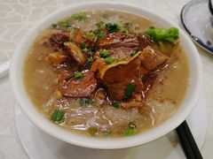 牛腩米粉-权记避风塘(鸿记店)