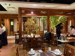 -萨拉伯尔(燕莎友谊商城店)