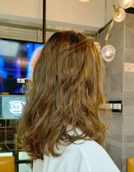 -FRIDAY星期五专业美发沙龙