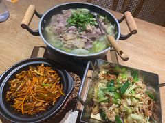 -川堂风·跷脚牛肉·乐山爆炒(宝山日月光店)