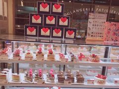 -巴黎贝甜(大宁国际商业广场店)