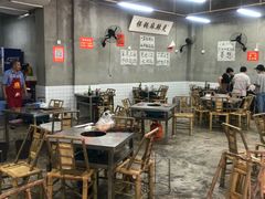 大堂-咏勝锑锅麻辣烫(净居寺路总店)