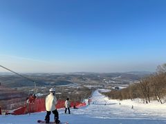 -庙香山滑雪场