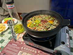 无花果脆皮鸡煲-吴秋芳鸡煲(江南西店)