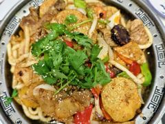 -三江源美食城