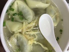 荠菜馄饨-朱新年·苏式汤团·面点(北寺塔店)