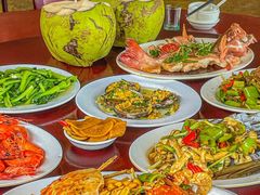 -岛中岛·海鲜大排档·万宁老字号(东澳店)