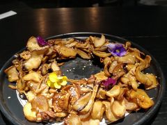 -梧桐树下(云锦世家店)