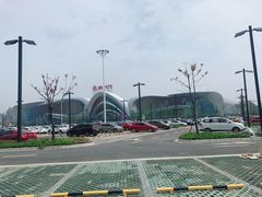 -融创茂-停车场