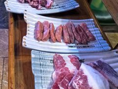 -豚豚猪村烤肉·韩国烤肉(总店)