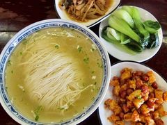 枫镇白汤面底-同得兴 Since·1995 传统苏式面馆(嘉馀坊店)