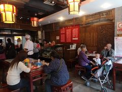 等位区-天兴居(鲜鱼口街店)