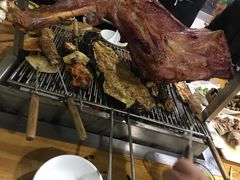 -欢乐牧人蒙古炭烤羊腿(四平路店)