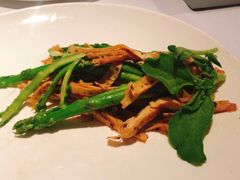 黑松露酱炒笋衣-大董(环贸iapm店)