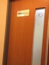 -瑞尔齿科(上海长风大悦城店)