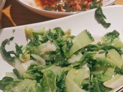 -爱碗亭·鲜炒湖南菜(壹城中心店)