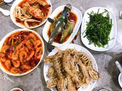 -四川小胡子海鲜(丁村万人海鲜广场店)