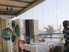 -靓湾海鲜·海景餐厅(小麦岛店)