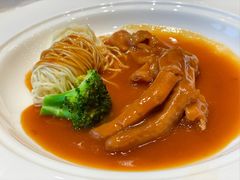 -景月阁空中食府(希尔顿酒店)