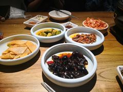 开胃小菜-泥炉烧肉师(新街口金銮巷店)
