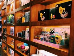 零售区-西西弗书店·矢量咖啡(新光天地店)