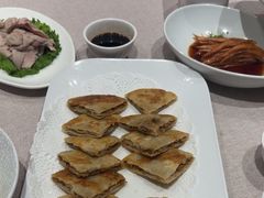 -品悦酒店(三林古镇店)