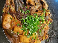 -鱼窝棚柴火铁锅炖(富山屯店)