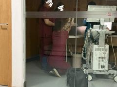 -艾贝尔宠物医院·24H转诊中心·肿瘤猫专科(江宁双龙店)