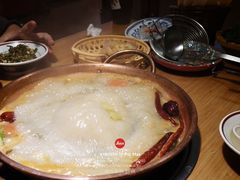 -洱火云南酸菜牛肉火锅(石景山当代商城店)