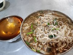 -正宗杨记普洱酸醋米线(总店)