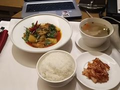 -南阳建业森林半岛假日酒店