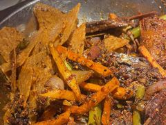 -嘎嘎鸭下巴·爆辣干锅(明教寺店)