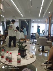 -V+SALON造型