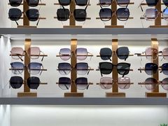 -潘多拉眼镜·蔡司依视路明月(潘家园店)