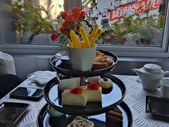 -穹六人间 people 6(岳阳路店)