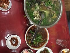-谢老五跷脚牛肉·非遗传承店