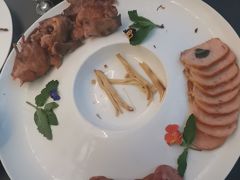 -红东阁东北菜烤肉酒馆(CROSS万象汇店)