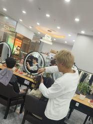 -藤野造型烫染·漂发