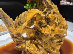 -皇城根·鲁菜济南菜·吊炉烤鸭·炒鸡鱼头(济南旗舰店)