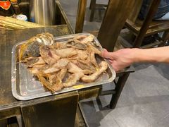 -肖肖酸萝卜鱼火锅(总店)