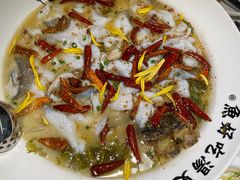 -江渔儿酸菜鱼·拔草餐厅(虎门君乐汇店)