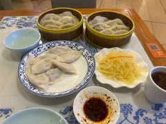 三鲜水饺-东方饺子王(创始店)